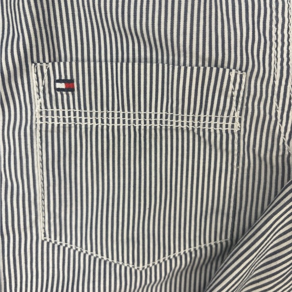 Tommy Hilfger 2 Boys Long Sleeve Button Front Shirts | Size 5 - Picture 4 of 9